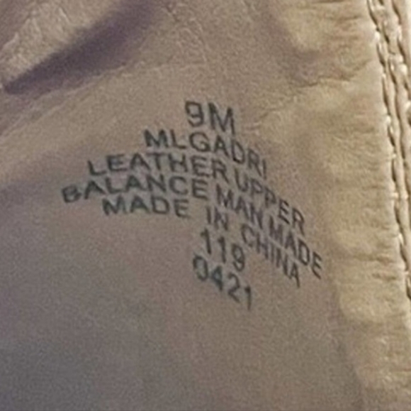 NEW Marc Fisher LTD Gadri Bootie Suede Natural Size 9M     3059 - Picture 10 of 16